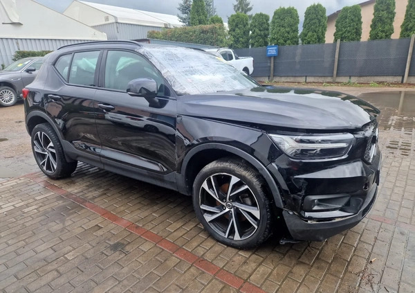 Volvo XC 40 cena 39900 przebieg: 67000, rok produkcji 2018 z Chodzież małe 529